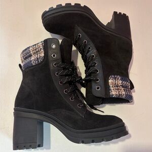 Veronica Beard 10M Black Suede Lug Heel Lace-Up Ankle Boots with Tweed Collar